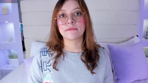 Snapshot of lanna18_ chatting on 02/18/25, 11:44 Lanna online show from 02/18/25, 11:44
