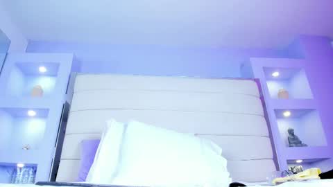 Snapshot of lanna18_ chatting on 02/18/25, 02:49 Lanna online show from 02/18/25, 02:49