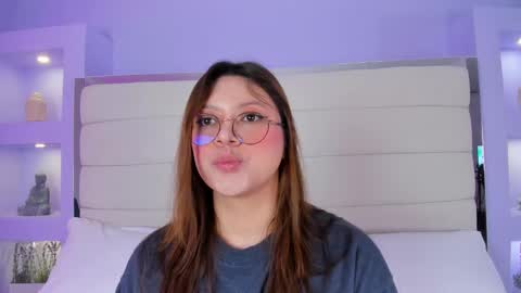 Snapshot of lanna18_ chatting on 03/06/25, 11:58 Lanna online show from 03/06/25, 11:58