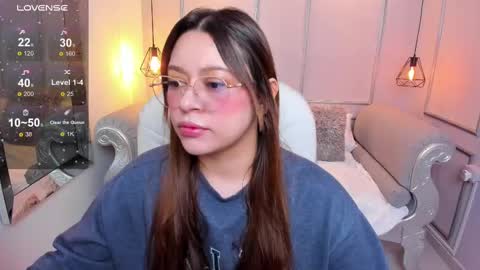 Snapshot of lanna18_ chatting on 09/17/25, 11:45 Lanna online show from 09/17/25, 11:45