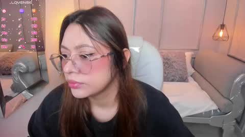 Snapshot of lanna18_ chatting on 10/07/25, 11:51 Lanna online show from 10/07/25, 11:51