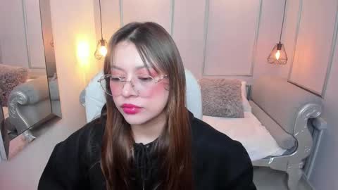 Snapshot of lanna18_ chatting on 10/14/25, 11:44 Lanna online show from 10/14/25, 11:44