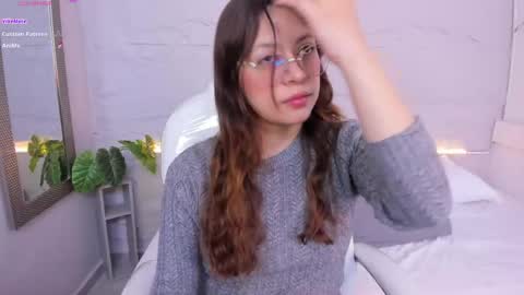 Snapshot of lanna_18_ chatting on 05/06/26, 11:48 Lanna online show from 05/06/26, 11:48