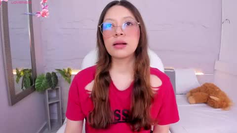 Snapshot of lanna_18_ chatting on 05/07/26, 11:48 Lanna online show from 05/07/26, 11:48