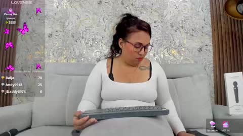 Snapshot of lanna__hot chatting on 01/25/25, 10:07 online show from 01/25/25, 10:07