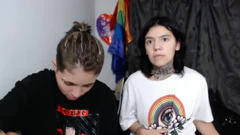 Snapshot of lannie_gonzales chatting on 12/29/24, 11:08 LANNIE online show from 12/29/24, 11:08