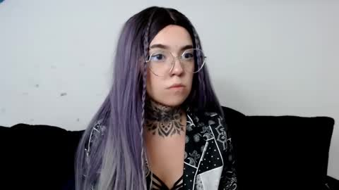 Snapshot of lannie_gonzales chatting on 01/20/25, 01:18 LANNIE online show from 01/20/25, 01:18