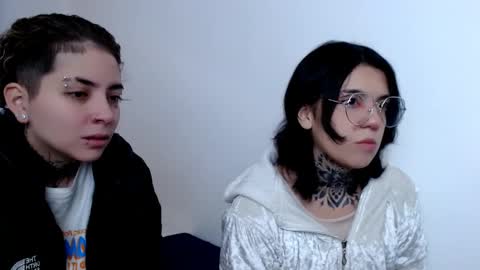 Snapshot of lannie_gonzales chatting on 02/14/25, 02:54 LANNIE online show from 02/14/25, 02:54