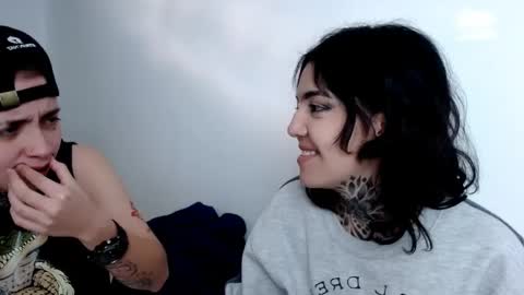 Snapshot of lannie_gonzales chatting on 02/16/25, 10:21 LANNIE online show from 02/16/25, 10:21