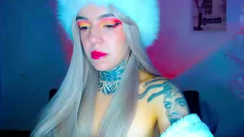 Snapshot of lannie_gonzales chatting on 09/15/25, 04:51 LANNIE online show from 09/15/25, 04:51