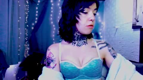 LANNIE   online show from 03/19/26, 03:49