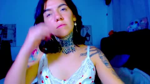 Snapshot of lannie_gonzales chatting on 05/14/26, 03:02 LANNIE online show from 05/14/26, 03:02