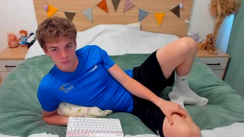 Fandi online show from 04/07/26, 12:27