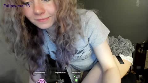 Snapshot of lanshan_classy chatting on 01/20/25, 10:37 lanshan_classy online show from 01/20/25, 10:37