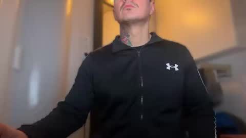 Snapshot of lanzarote6 chatting on 02/19/25, 11:49 BDSM online show from 02/19/25, 11:49