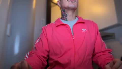 Snapshot of lanzarote6 chatting on 02/26/25, 11:20 BDSM online show from 02/26/25, 11:20