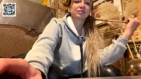 Olena online show from 11/07/25, 08:53