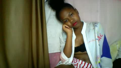 lara_belle online show from 05/15/26, 11:12
