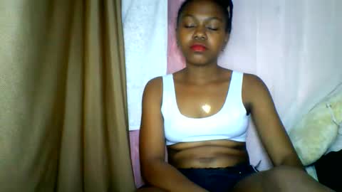 lara_belle online show from 05/21/26, 02:57