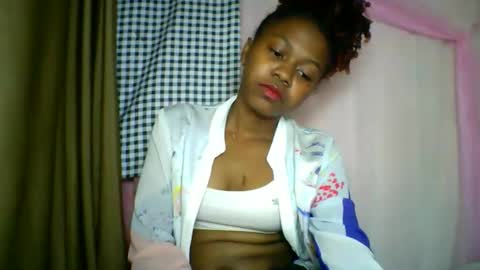 lara_belle online show from 05/30/26, 07:22