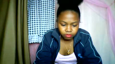 lara_belle online show from 06/13/26, 08:12