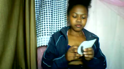 lara_belle online show from 06/15/26, 10:28