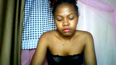 lara_belle online show from 06/17/26, 08:39