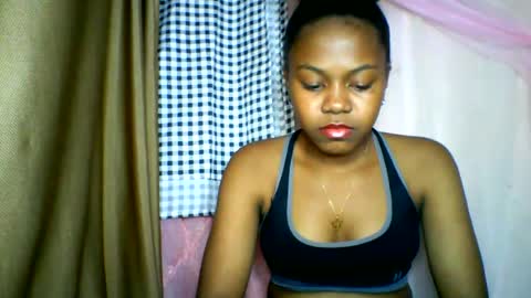 lara_belle online show from 06/19/26, 10:41