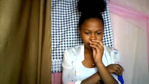 lara_belle online show from 06/22/26, 03:25