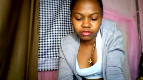 lara_belle online show from 06/22/26, 04:59