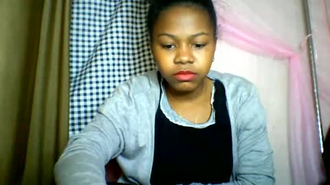 lara_belle online show from 06/28/26, 04:29