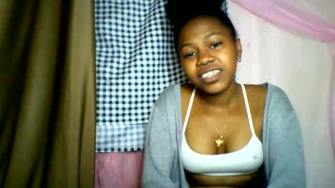 lara_belle online show from 06/29/26, 05:03