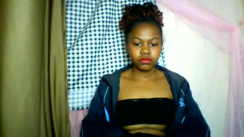 lara_belle online show from 07/01/26, 05:20