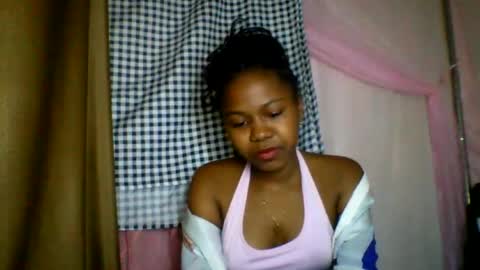 lara_belle online show from 07/07/26, 07:23
