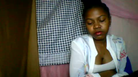 lara_belle online show from 07/13/26, 08:22