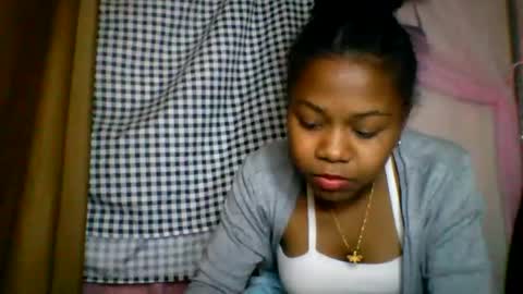 lara_belle online show from 07/17/26, 01:07
