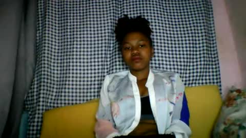 lara_belle online show from 07/28/26, 08:21