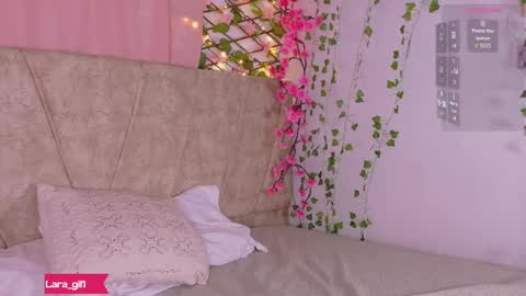 Lara Gill online show from 04/18/26, 07:58