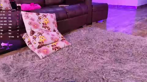 Snapshot of lara_giraldo chatting on 07/03/26, 10:32 Hello Guys I am Lara Giraldo WELCOME To my room online show from 07/03/26, 10:32