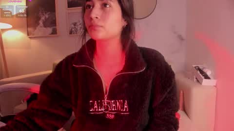 Snapshot of lara_madisson chatting on 09/21/25, 05:42 Lara Madisson online show from 09/21/25, 05:42