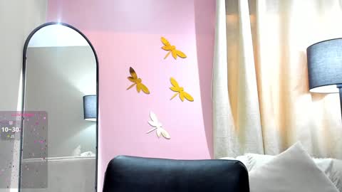      700  200   online show from 01/31/25, 03:11