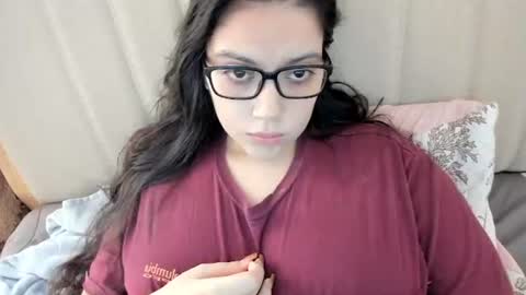 lara online show from 03/27/26, 03:12