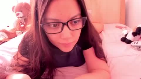 lara online show from 04/02/26, 02:37