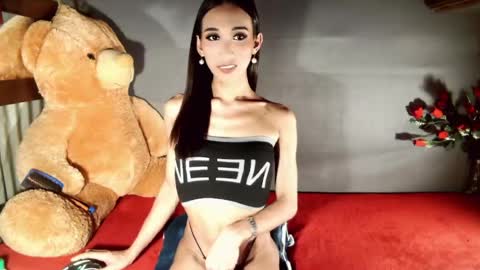 laradior online show from 05/11/26, 04:04