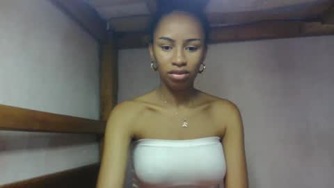 Snapshot of larah98 chatting on 02/06/26, 06:40 larah98 online show from 02/06/26, 06:40