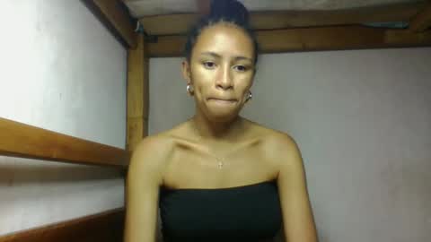 Snapshot of larah98 chatting on 02/22/26, 06:17 larah98 online show from 02/22/26, 06:17