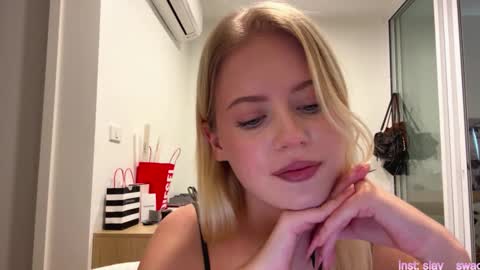 Stella online show from 02/22/26, 07:19