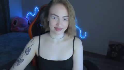 LaraKrein lk online show from 03/22/26, 04:54