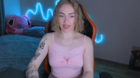 LaraKrein lk online show from 03/27/26, 03:45