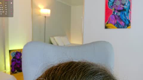 Snapshot of laralane_ chatting on 06/10/26, 02:05 Lara online show from 06/10/26, 02:05